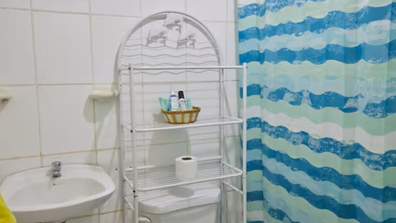 Photo of Bathroom in Roseau
