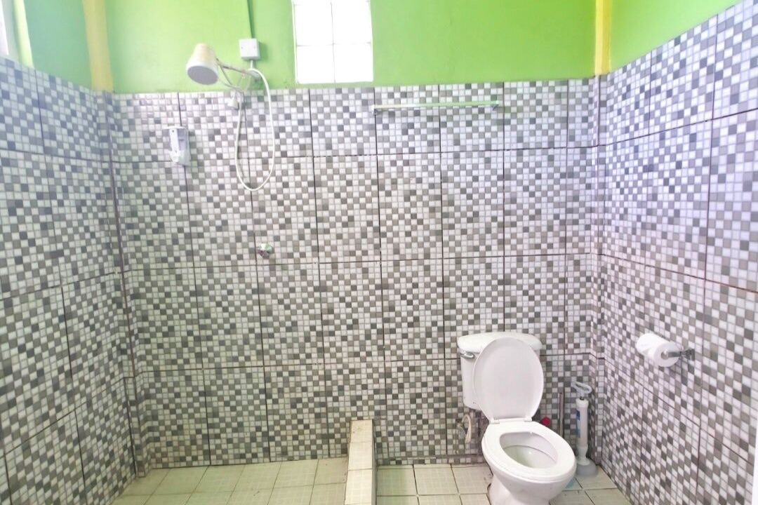 Photo of Bathroom in Roseau