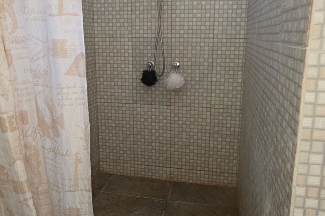 Photo of Bathroom in Roseau