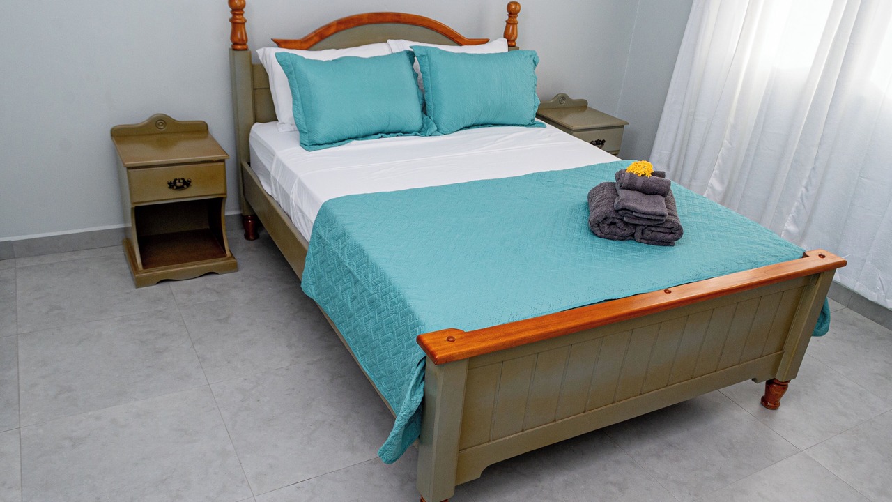 Photo of Bedroom in Picard