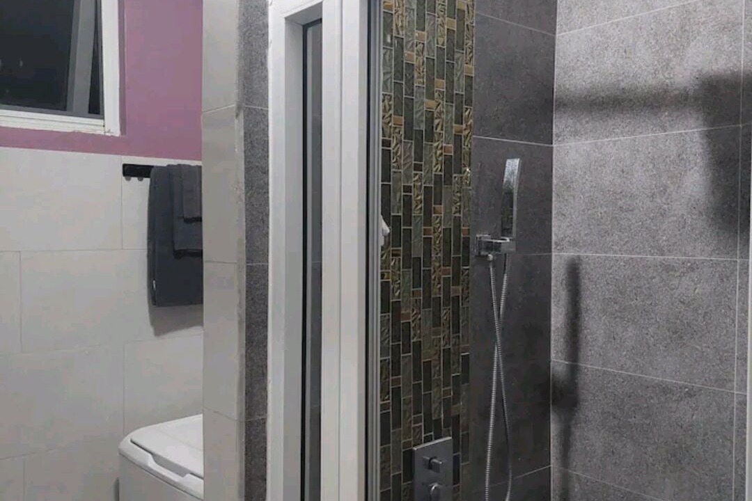 Photo of Bathroom in Roseau