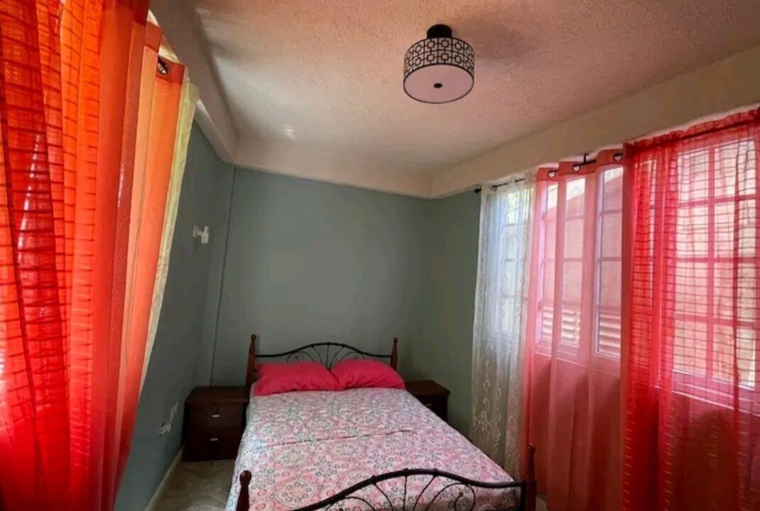 Photo of Bedroom in Roseau