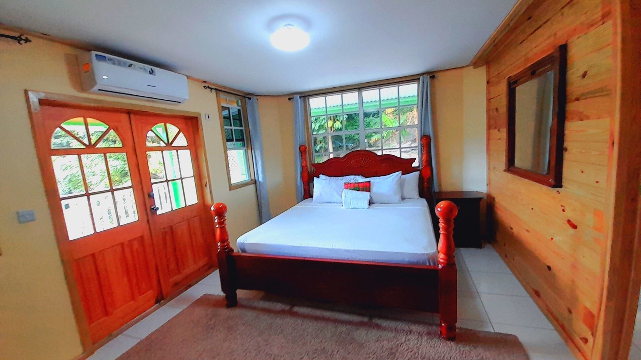 Photo of Bedroom in Pointe Michel