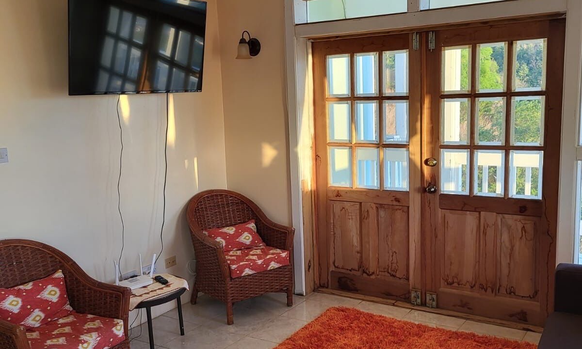 Photo of Livingroom in Canefield