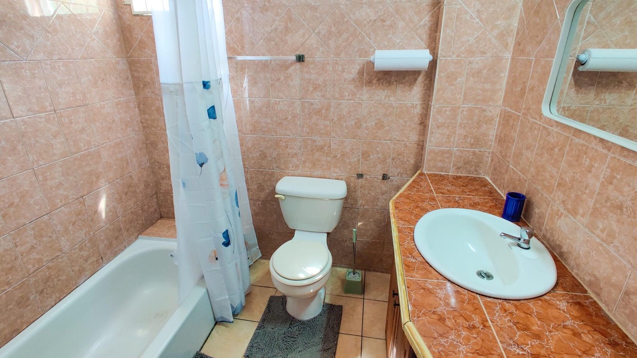 Photo of Bathroom in Roseau