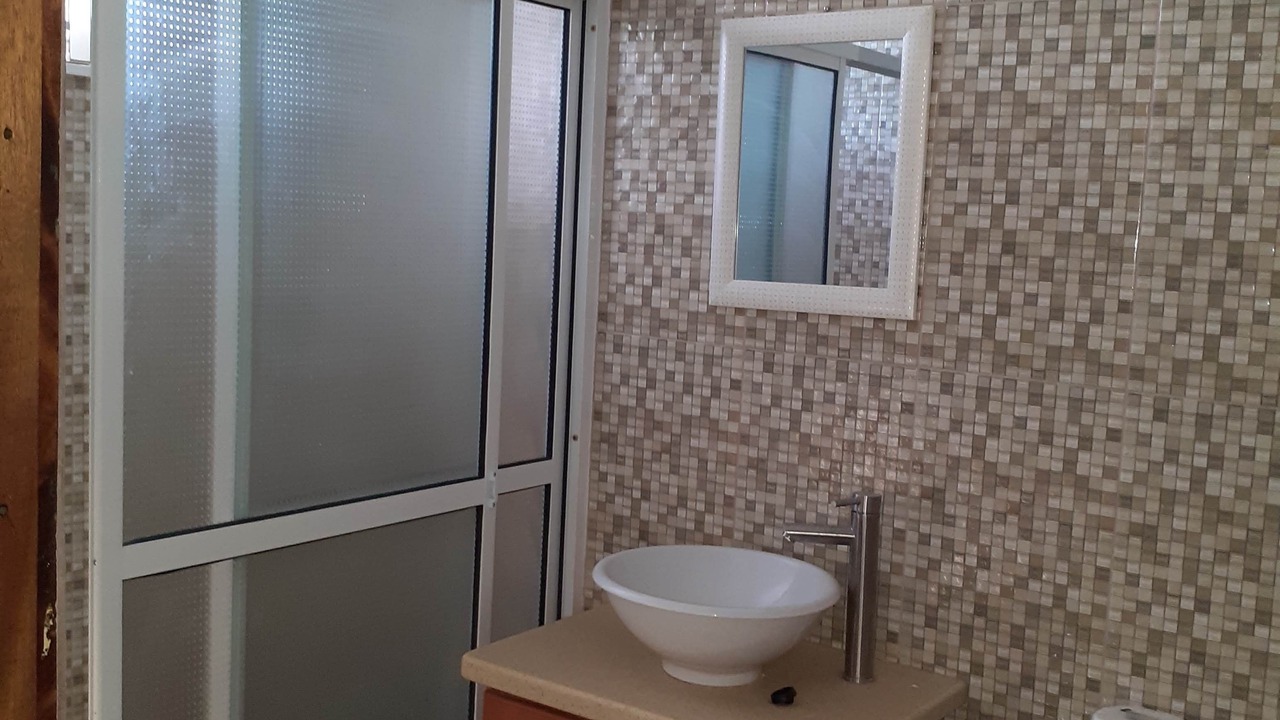 Photo of Bathroom in Roseau