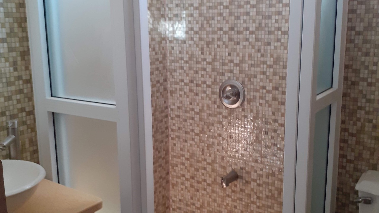 Photo of Bathroom in Roseau