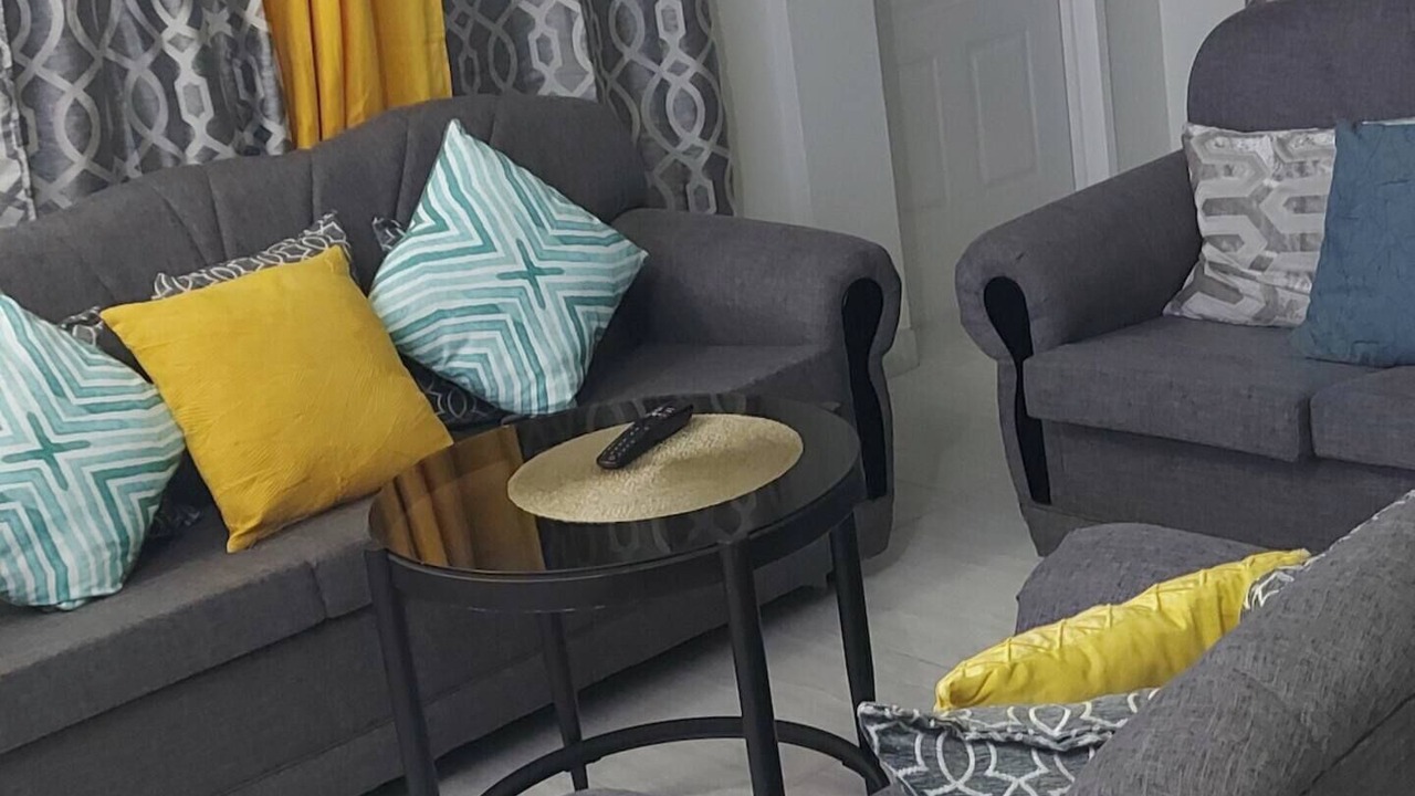 Photo of Livingroom in Canefield