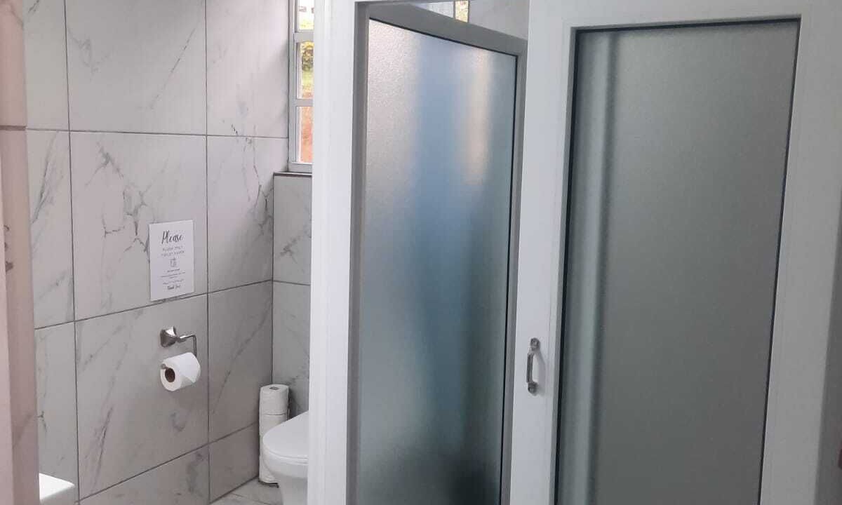 Photo of Bathroom in Roseau