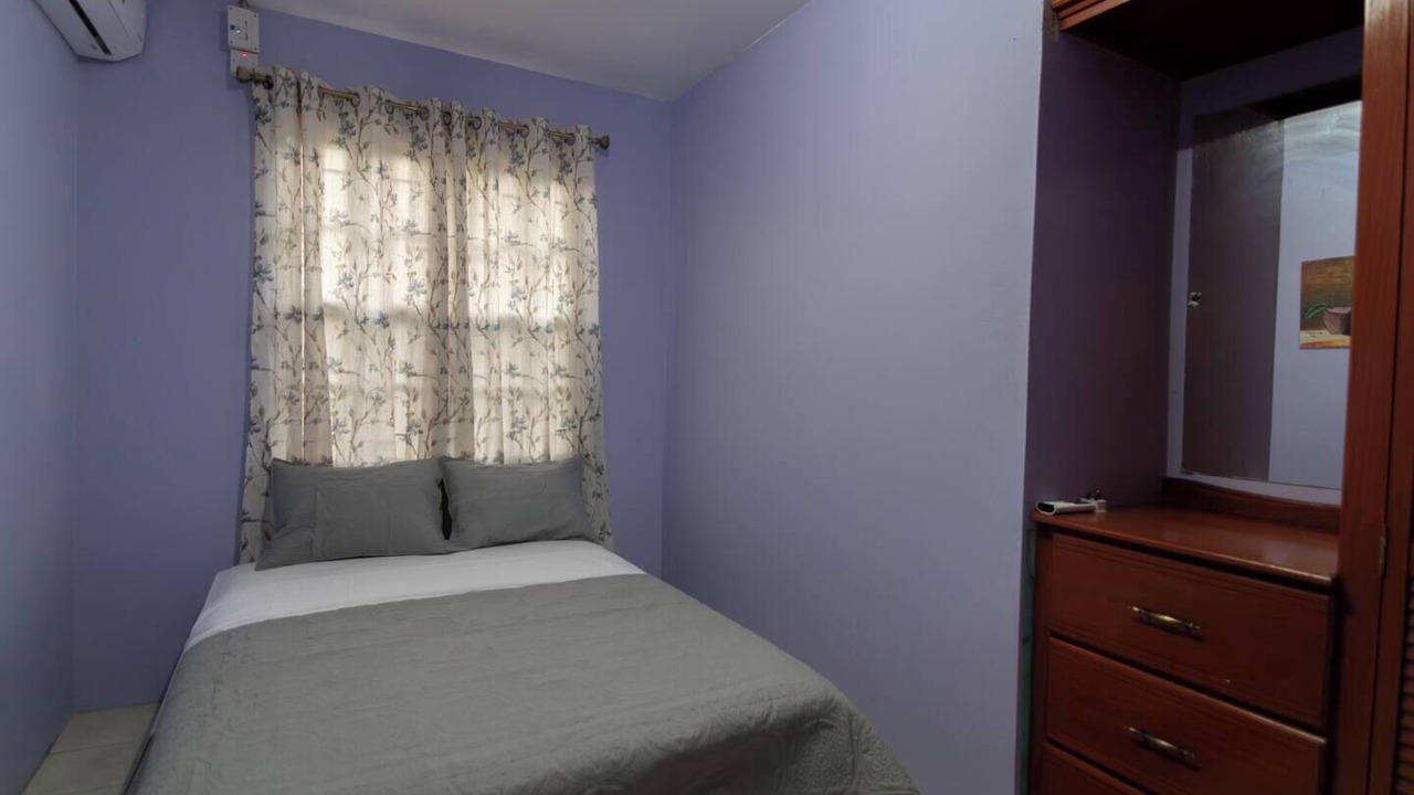 Photo of Bedroom in Roseau