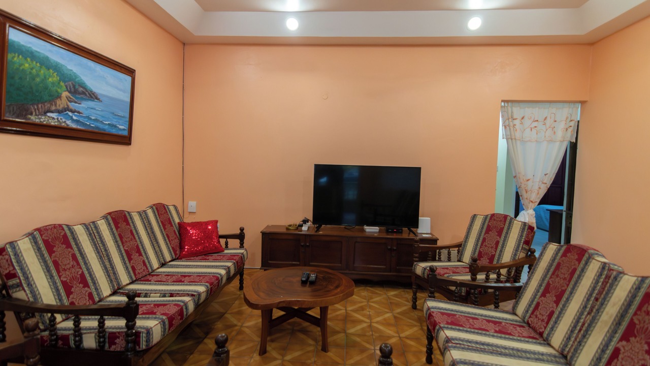 Photo of Livingroom in Roseau