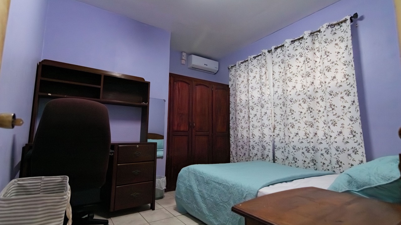 Photo of Bedroom in Roseau