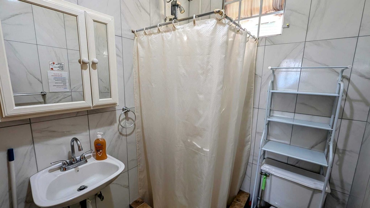 Photo of Bathroom in Scotts Head