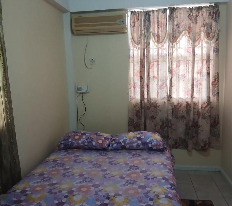 Photo of Bedroom in Picard