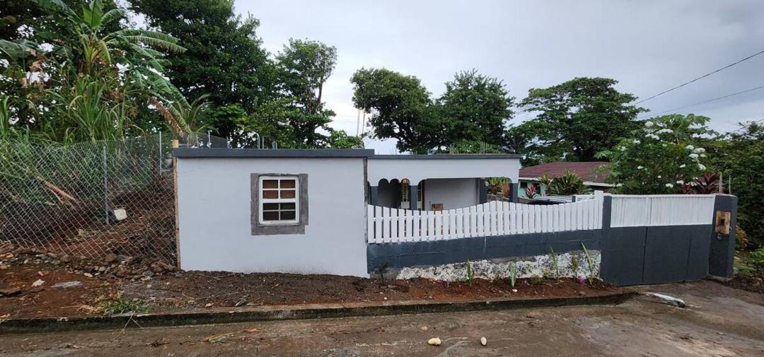 Photo of Others in Marigot