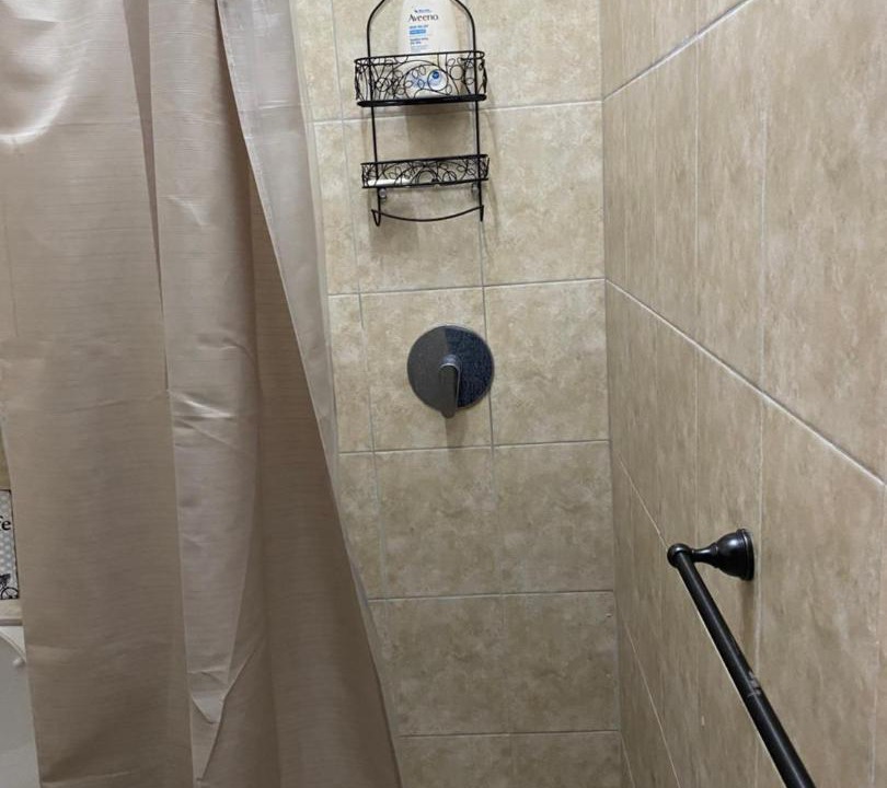 Photo of Bathroom in Roseau