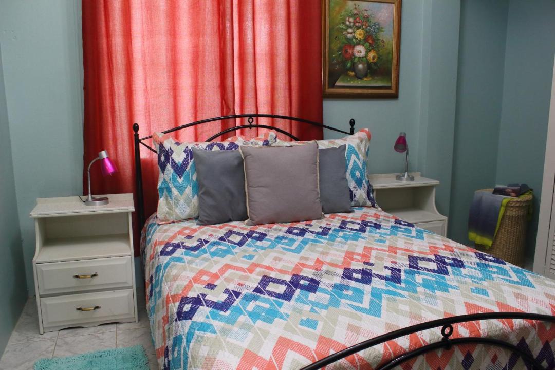 Photo of Bedroom in Roseau