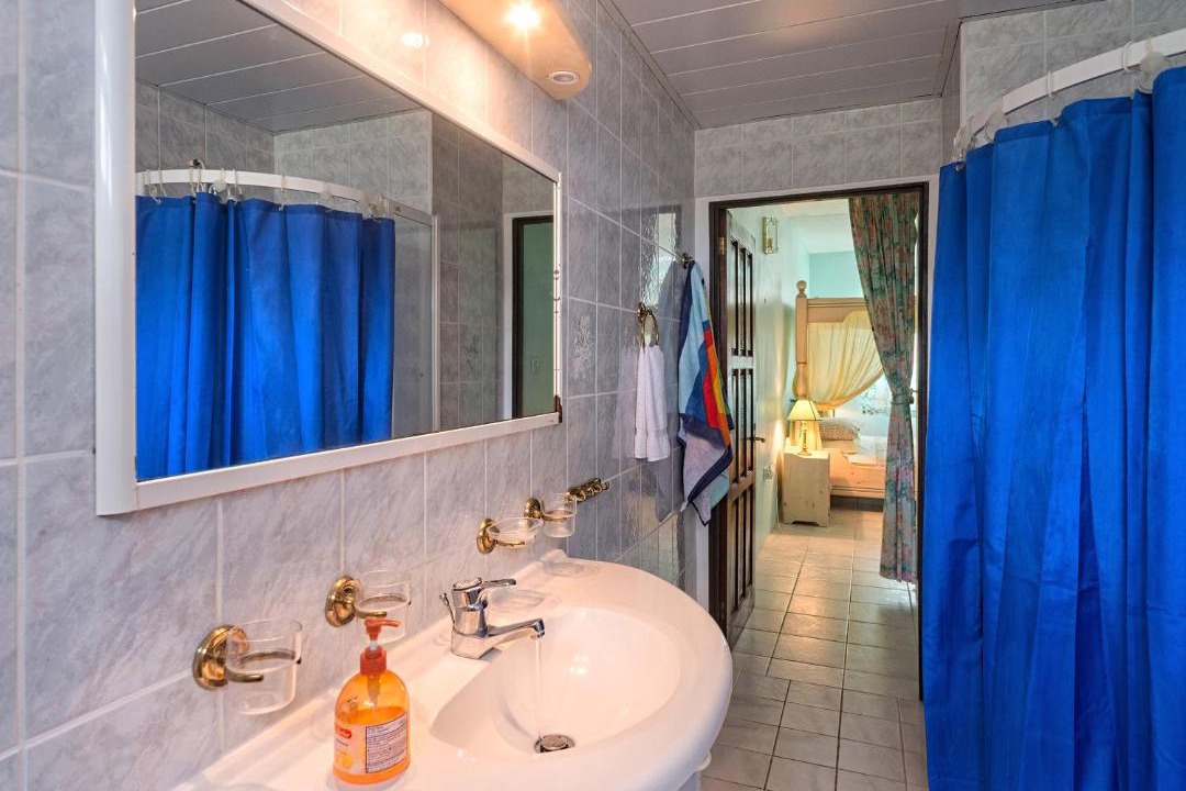 Photo of Bathroom in Mero