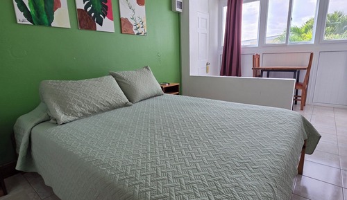 Comfort Room, Sea View