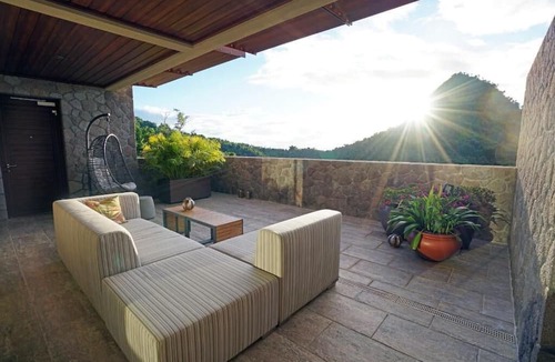 Saint Mark Parish Hotel | Coulibri Ridge