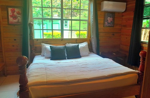 Loubiere Cottage | Pinard's Mountain Resort - Cottage 7