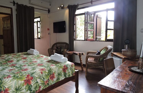 Marigot House | Hibiscus Valley Inn