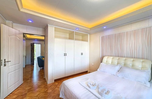 Picard Hotel | Riverside Hotel