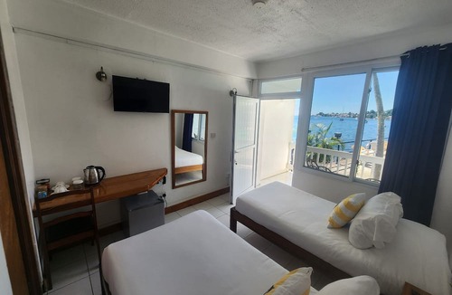 Castle Comfort Hotel | O.E. Management Anchorage Hotel