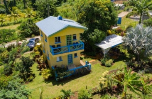 Calibishie House | Jacoway Inn