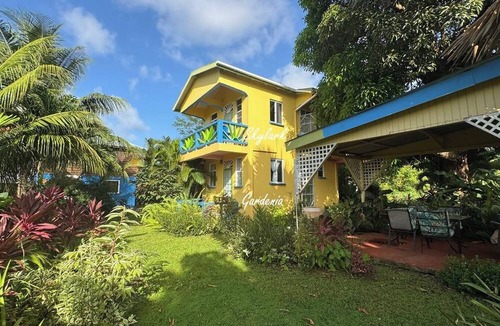 Calibishie Apartment | Jacoway Inn