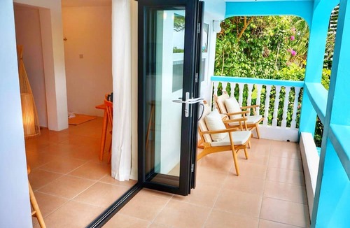 Calibishie Villa | Blue Whale Villa