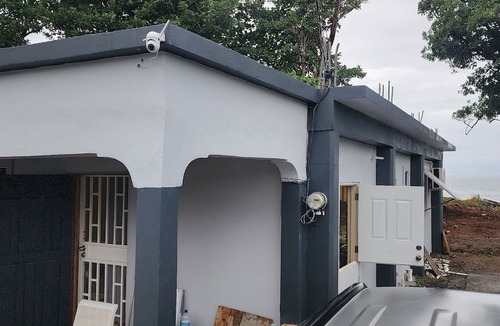 Saint Peter Parish House | Charming 2-bedroom house in lovely Marigot 3 minutes away from the airport