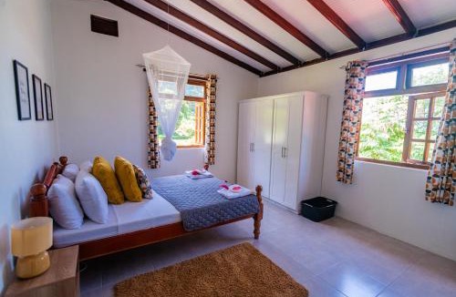 Saint Peter Parish House | Maison de Lecointe