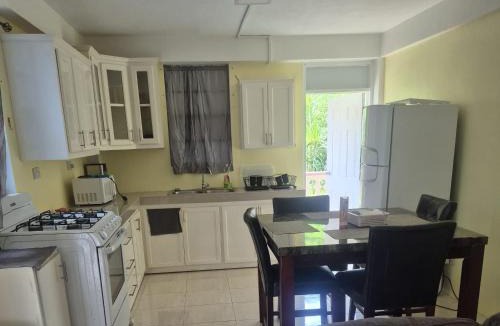 Giraudel Apartment | J's vacation home