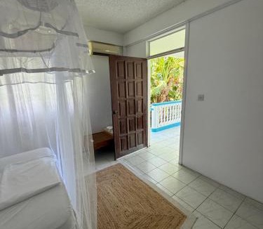 Grand Bay Villa | Villa Serinitybay