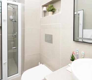 Loubiere Apartment | Misdel