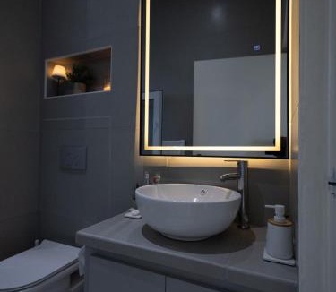Loubiere Apartment | Misdel