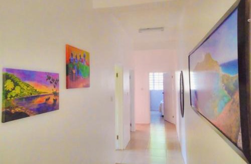Castle Comfort Apartment | Hillside home with sea views close to Roseau
