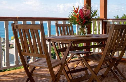 Canefield House | sunset lovers cottage