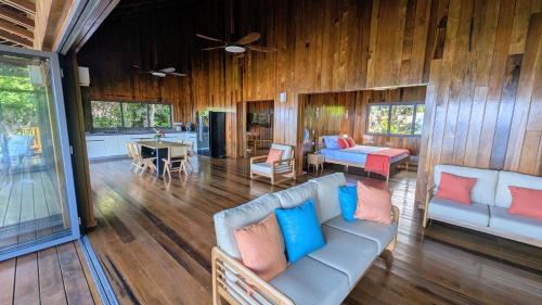 Calibishie Villa | Turtle Beach Hotel Calibishie