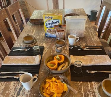 Tanetane Bed & Breakfast | Triple Room Bed and Breakfast main House