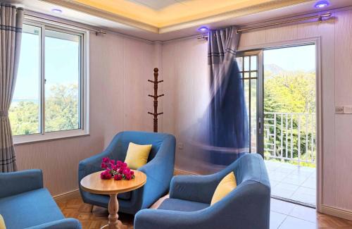 Picard Hotel | Riverside Hotel