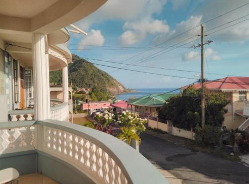 Hillside home with sea views close to Roseau in Roseau